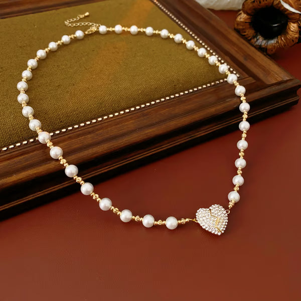 New Magnetic Pearl Heart Necklace