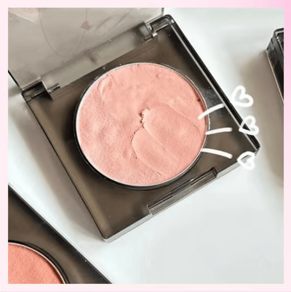 💖Revitalizing blush that naturalizes for under the eyes